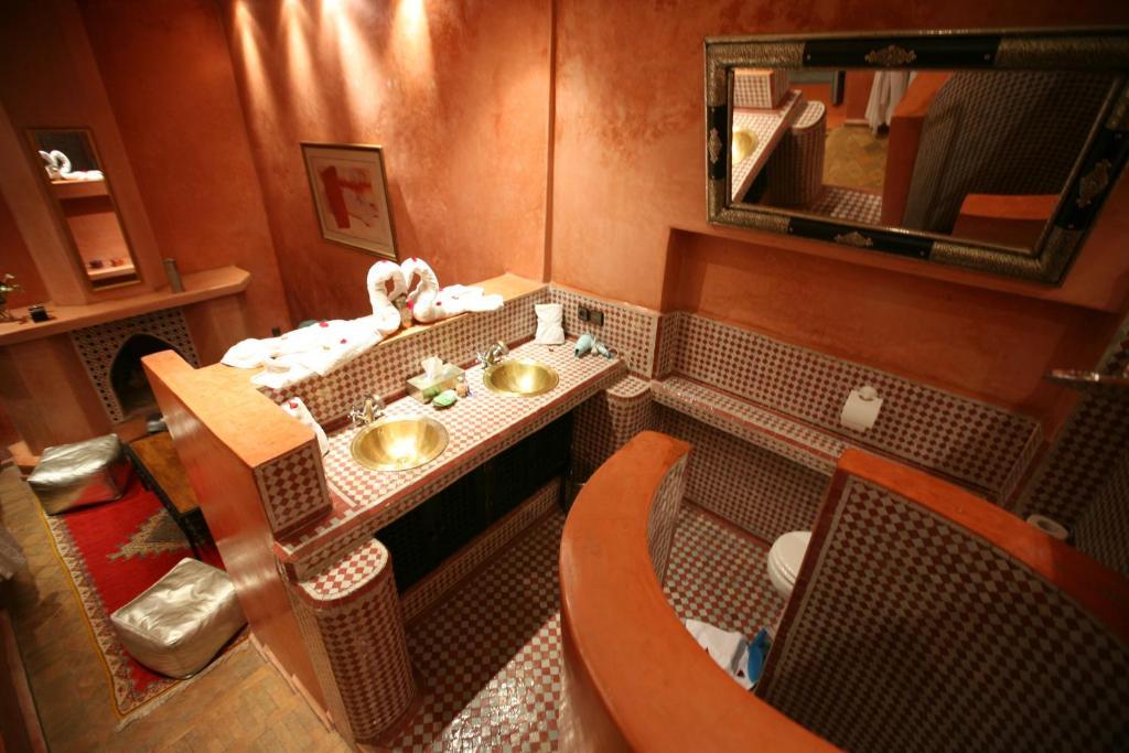 Riad Et Spa Misria Les Orangers Маракеш Стая снимка